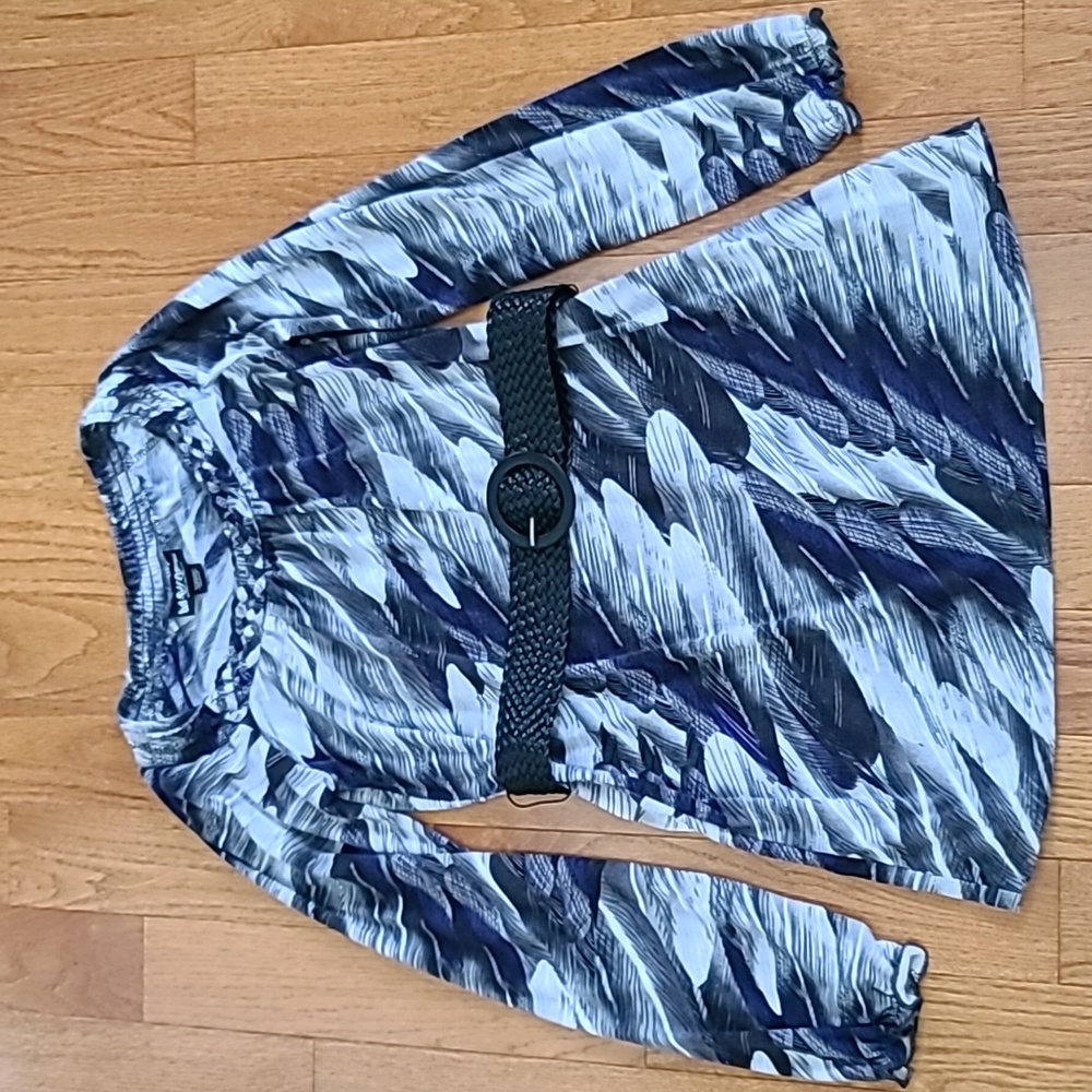 Black and White Feather Print mini  dress Size M
